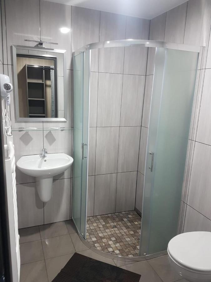 H-Odra Nowa Sol Hotel Bagian luar foto